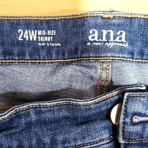 A.N.A. Mid-Rise Skinny 24W